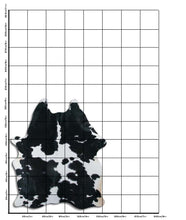Įkelti vaizdą į galerijos rodinį, Baltas/Juodas karvės kailis M