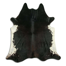 Įkelti vaizdą į galerijos rodinį, Rudas karvės kailis L