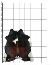 Įkelti vaizdą į galerijos rodinį, Trispalvis karvės kailis L