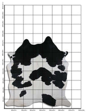 Įkelti vaizdą į galerijos rodinį, Baltas/Juodas karvės kailis XL