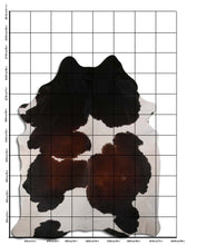 Augšupielādēt attēlu galerijas skatā, Trīskrāsu govs kažokādas XXXL