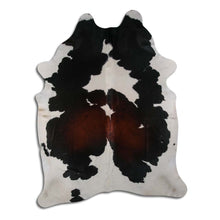 Augšupielādēt attēlu galerijas skatā, Trīskrāsu govs kažokādas XXL