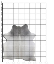 Augšupielādēt attēlu galerijas skatā, Pelēkā govs āda L