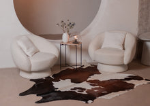 Augšupielādēt attēlu galerijas skatā, Trīskrāsu govs kažokādas XXL