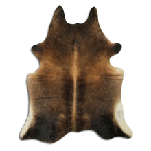 Augšupielādēt attēlu galerijas skatā, Brūna govs āda XL
