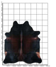 Augšupielādēt attēlu galerijas skatā, Brūna govs āda XXL
