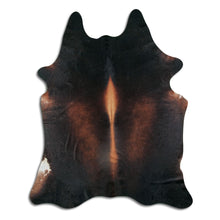 Augšupielādēt attēlu galerijas skatā, Brūna govs āda XXL
